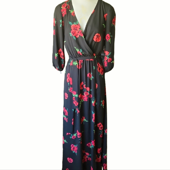 NWT Express Black and Red Poppy Floral Print Maxi Dress With HIgh Side XXS - Picture 2 of 9